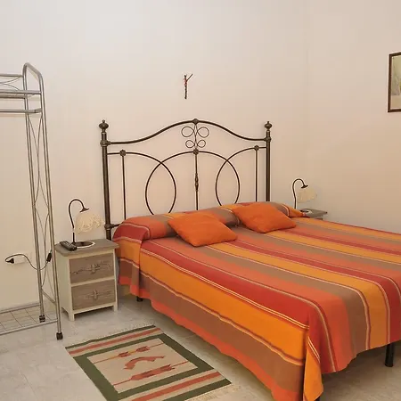 Valle D'itria * Мартина-Франка